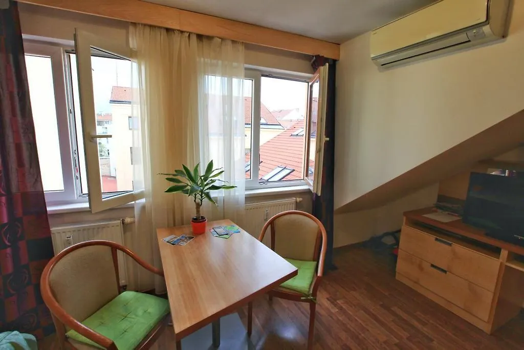 Studio Angel Apartment Prague